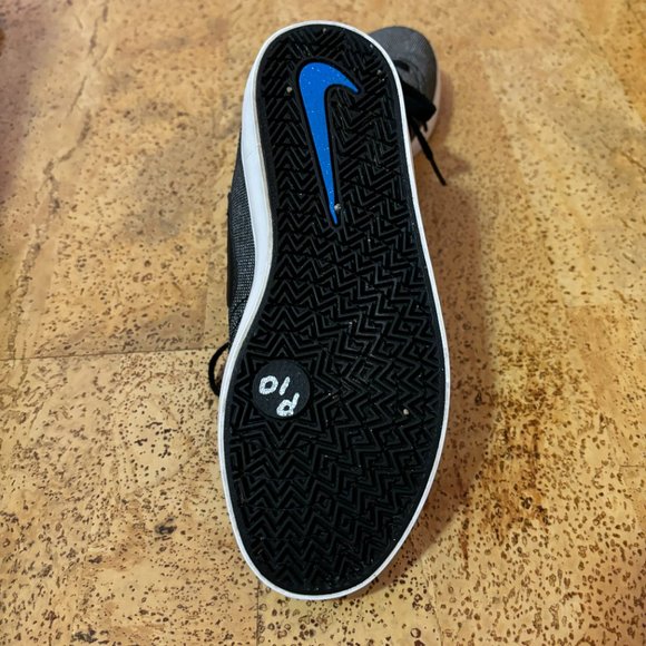 EUC Nike Boy SB Check‎ Solarsoft Canvas Sneakers Size 4Y - Picture 8 of 11